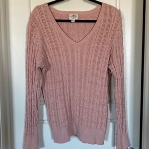 Women’s sweater, size XXL.